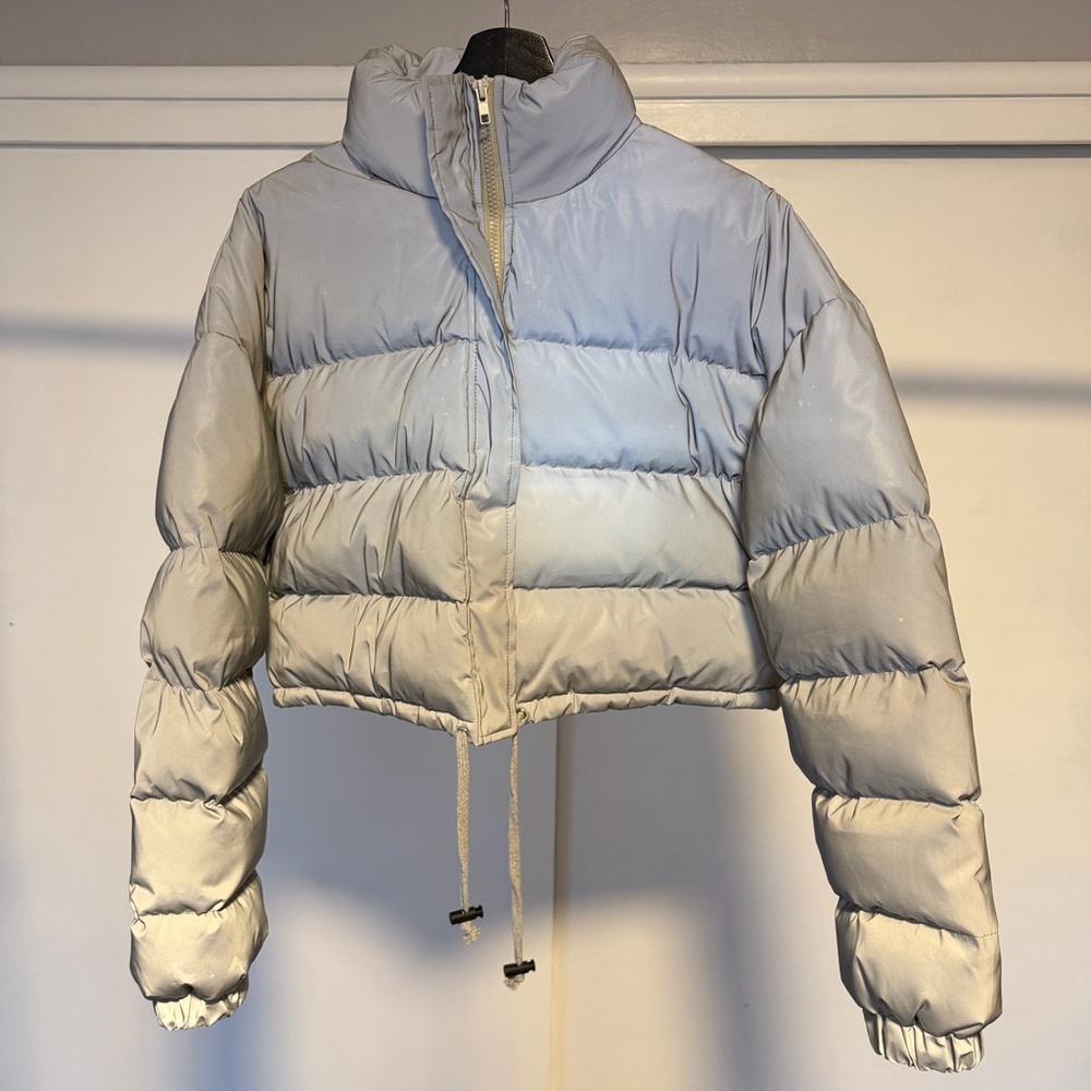 PrettyLittleThing Metallic Gray Puffer Jacket - Picture 3 of 5